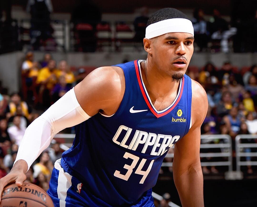 东契奇确认伤情，火箭队大获成功，安东尼选了5人，詹姆斯很坦诚